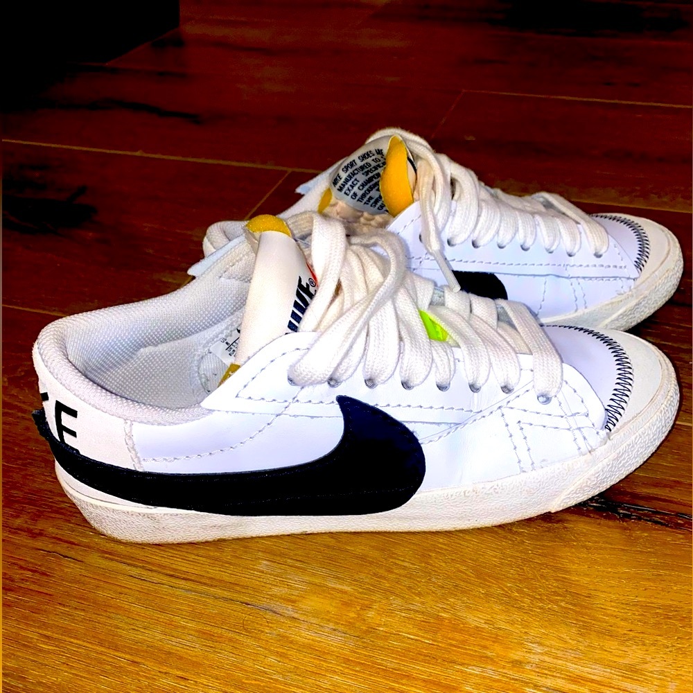 Nike blazer low tops